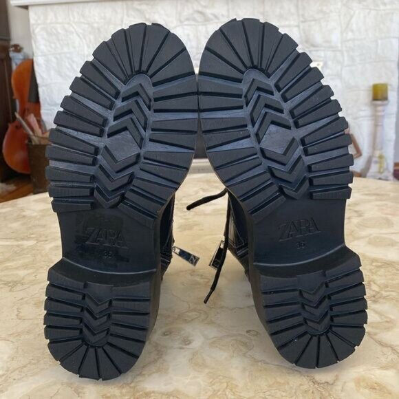 Zara Black Leather Military Lace Up Chunky Ankle Boots With Studs - Picture 12 of 14